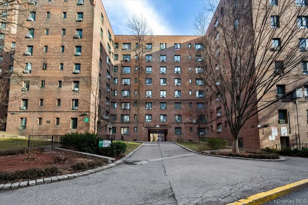 1480 Parkchester Road, Bronx, NY 10462 - Image #1