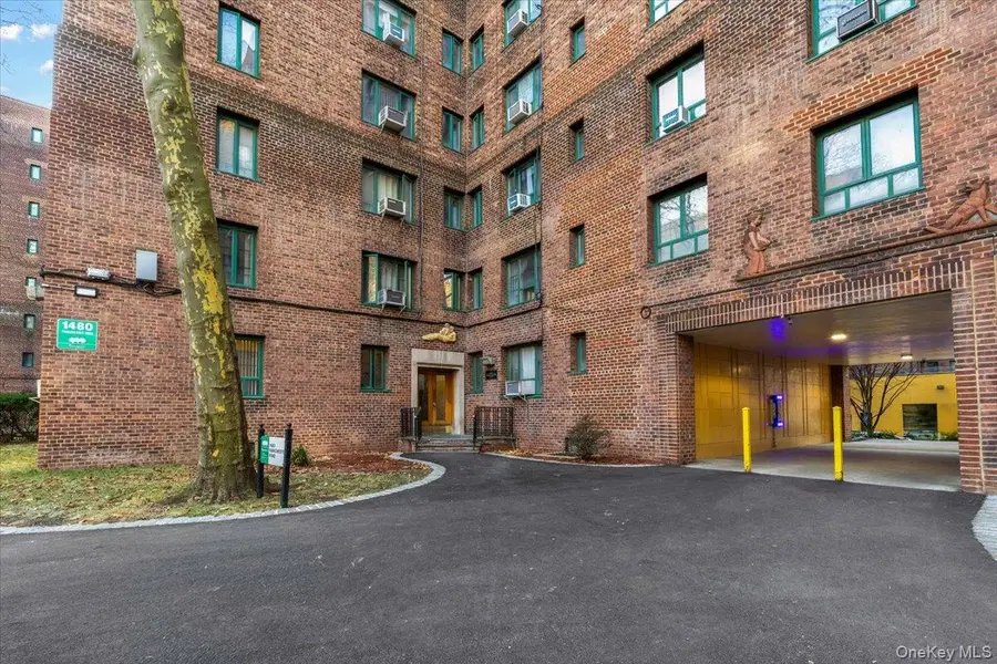 1480 Parkchester Road, Bronx, NY 10462 - Image #2