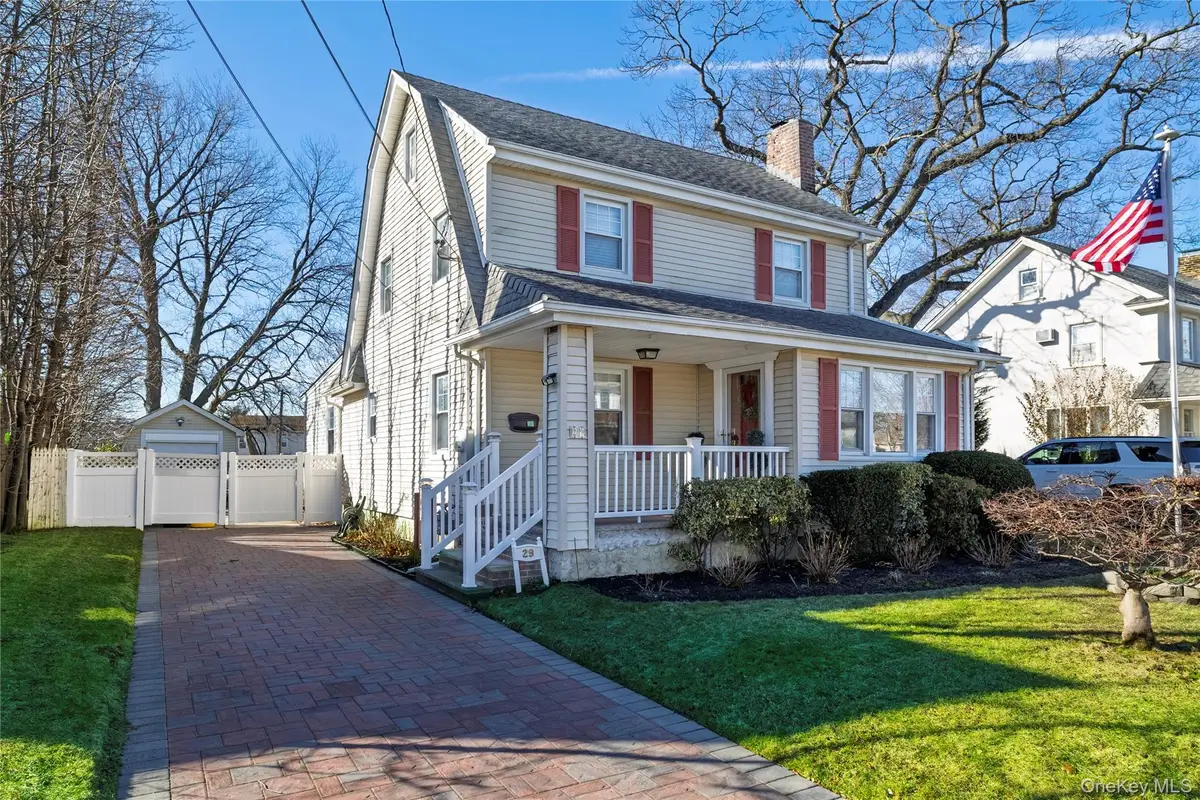 29 Norwich Avenue, Lynbrook, NY 11563 - #1