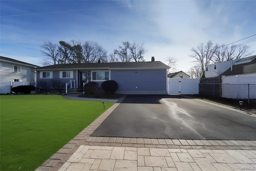 21 Francisco ave Francisco Ave, Central Islip, NY 11722 - Image #2