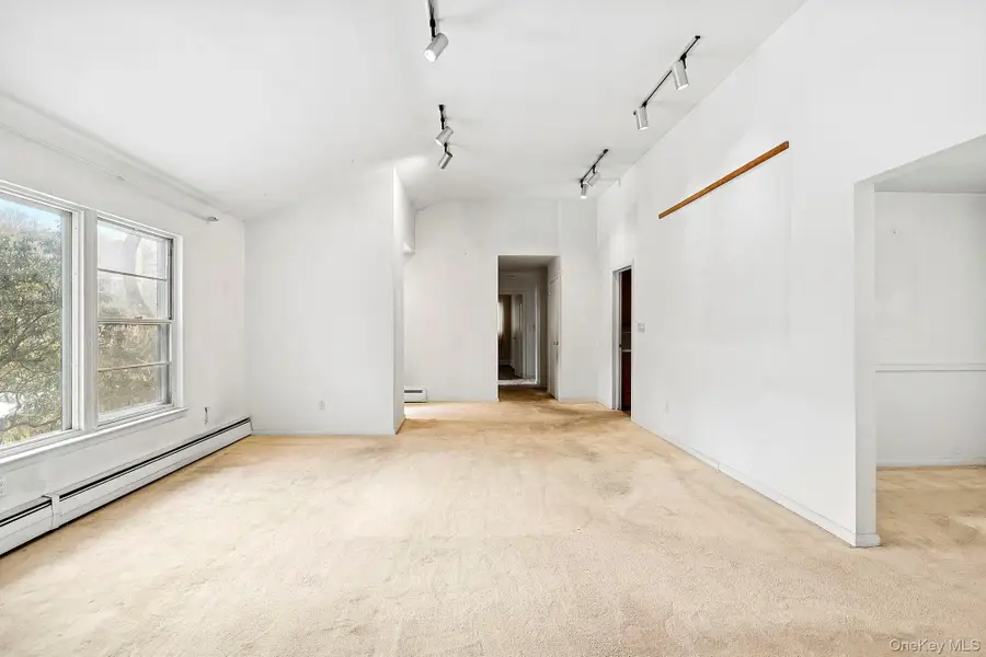 225 Port Washington Boulevard, Port Washington, NY 11050 - #3