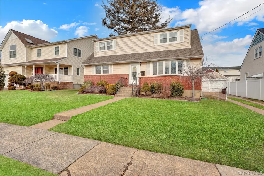 3887 Hudson Avenue, Seaford, NY 11783 - Image #2