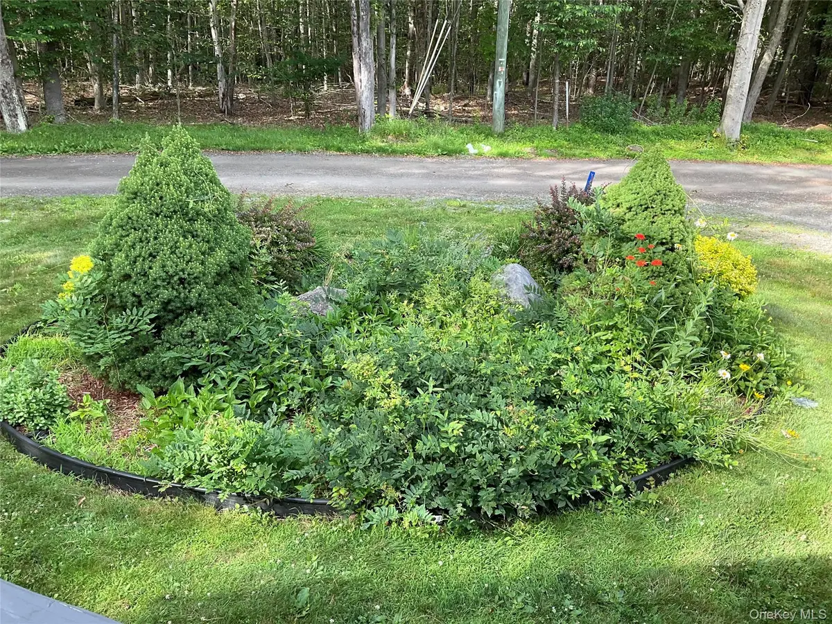 35 Mohawk Circle, Ferndale, NY 12734 - Image #1