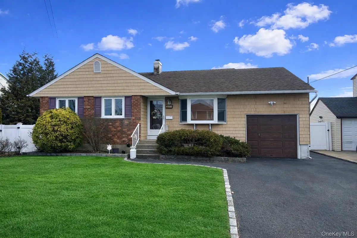 2337 Sycamore Avenue, Wantagh, NY 11793 - Image #1
