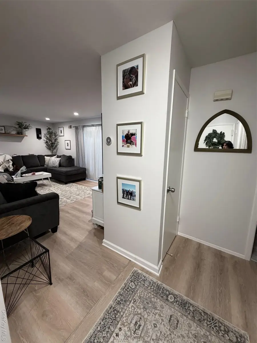 69 New Holland Village, Nanuet, NY 10954 - #2