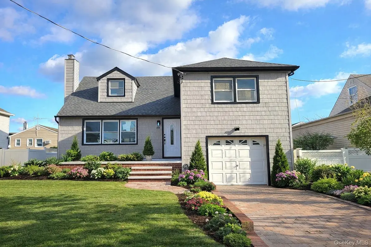 258 Jefferson Avenue, Island Park, NY 11558 - #1