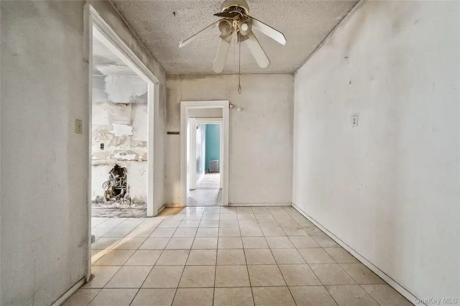 3348 Fenton Avenue, Bronx, NY 10469 - Image #2