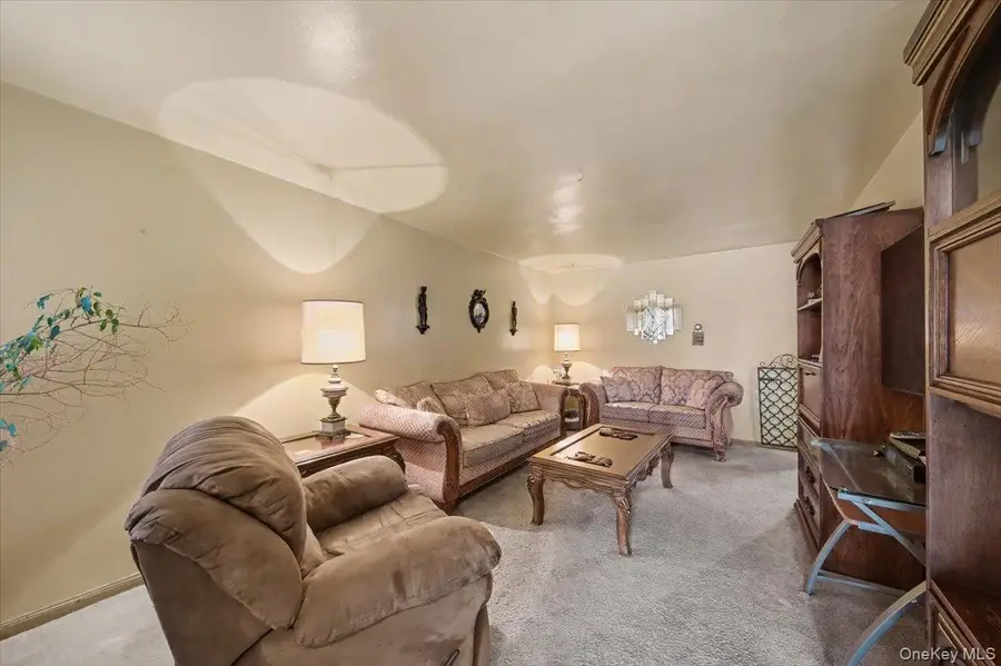 2715 Dewitt Place, Bronx, NY 10469 - #2