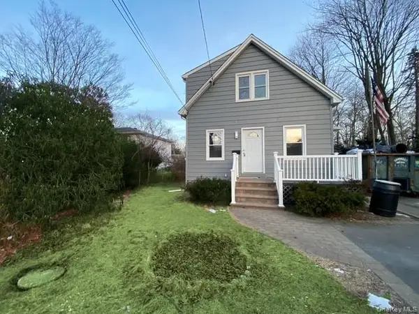 1193 Brookdale Avenue, Bay Shore, NY 11706