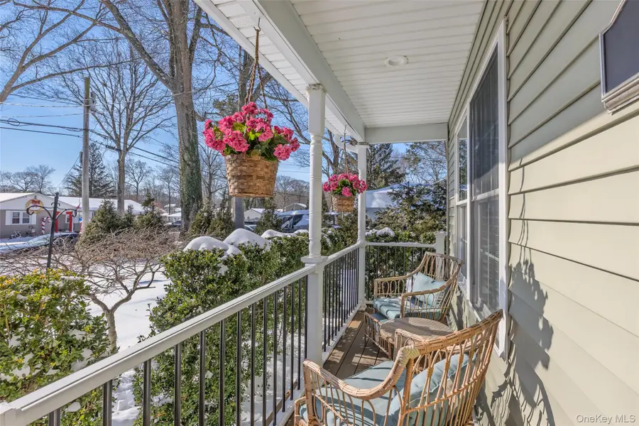 19 Raymond Avenue, Middle Island, NY 11953 - Image #3