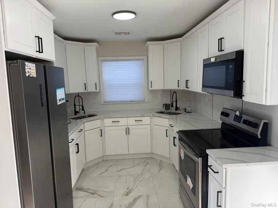 360 Laurel Avenue, Fallsburg, NY 12733 - Image #2