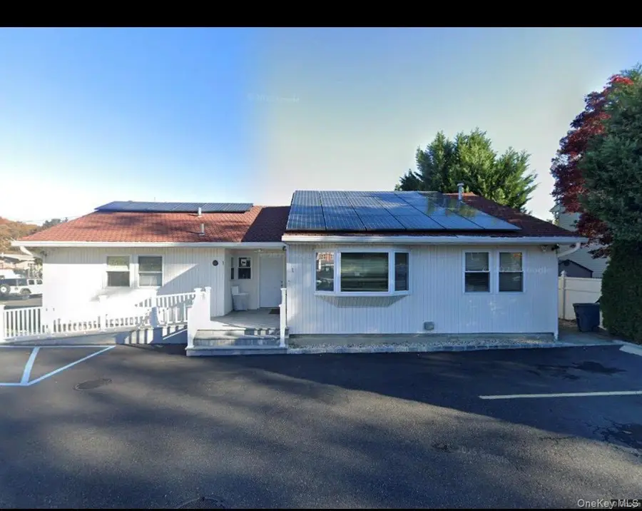 1 Arrowood Lane, Melville, NY 11747 - Image #2