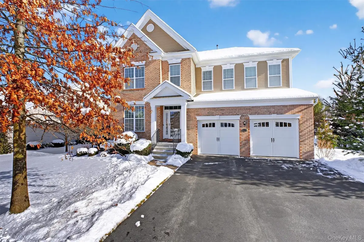 17 Tompkins Lane, Hopewell Junction, NY 12533 - #1