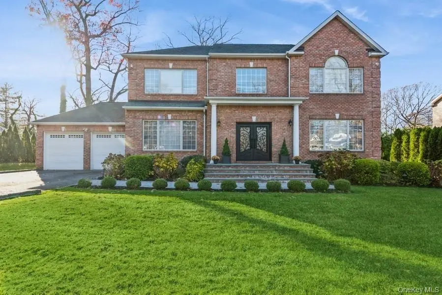 26 The Hemlocks, Roslyn Estates, NY 11576 - #1