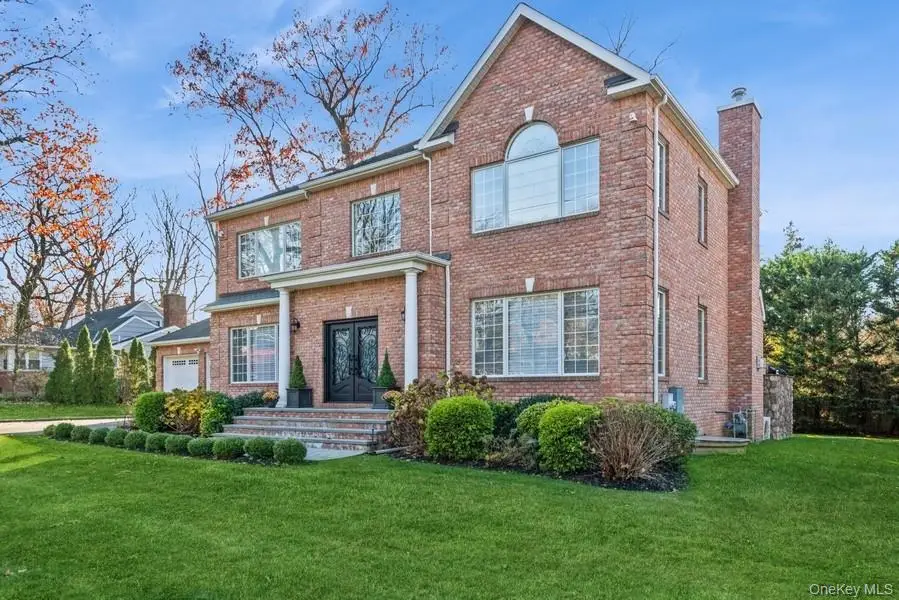 26 The Hemlocks, Roslyn Estates, NY 11576 - #2