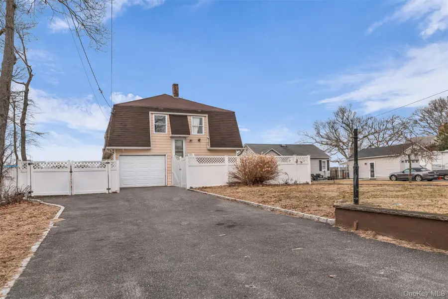 13 Riverside Avenue, Mastic Beach, NY 11951 - Image #3