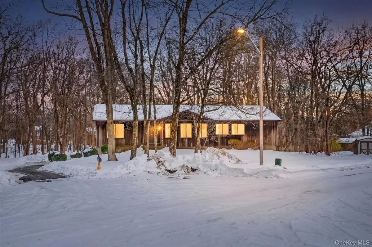 6 Pelham Court, Nanuet, NY 10954 - Image #1