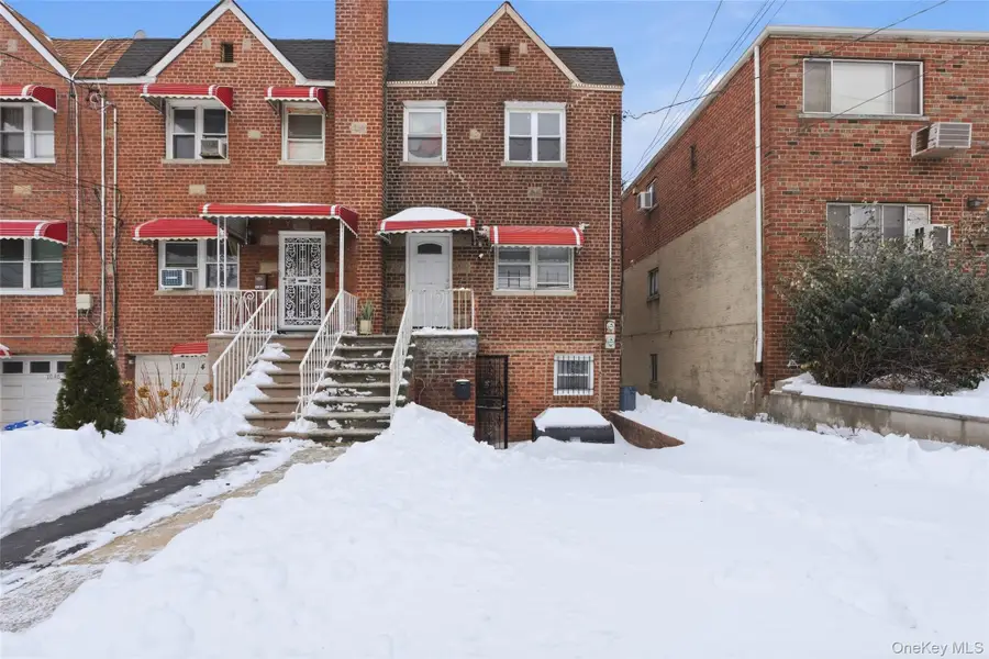 1042 E 233rd Street, Bronx, NY 10466 - Image #2