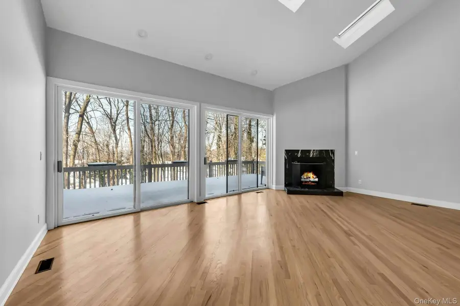 3 Willada Lane, Glen Cove, NY 11542 - #2