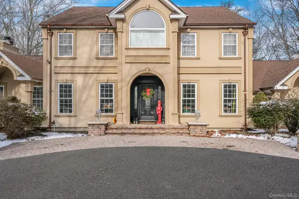 180 Miller Place Road, Miller Place, NY 11764