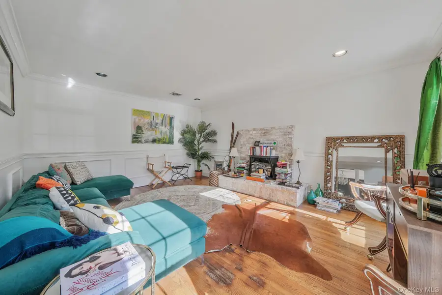 180 Miller Place Road, Miller Place, NY 11764 - Image #3