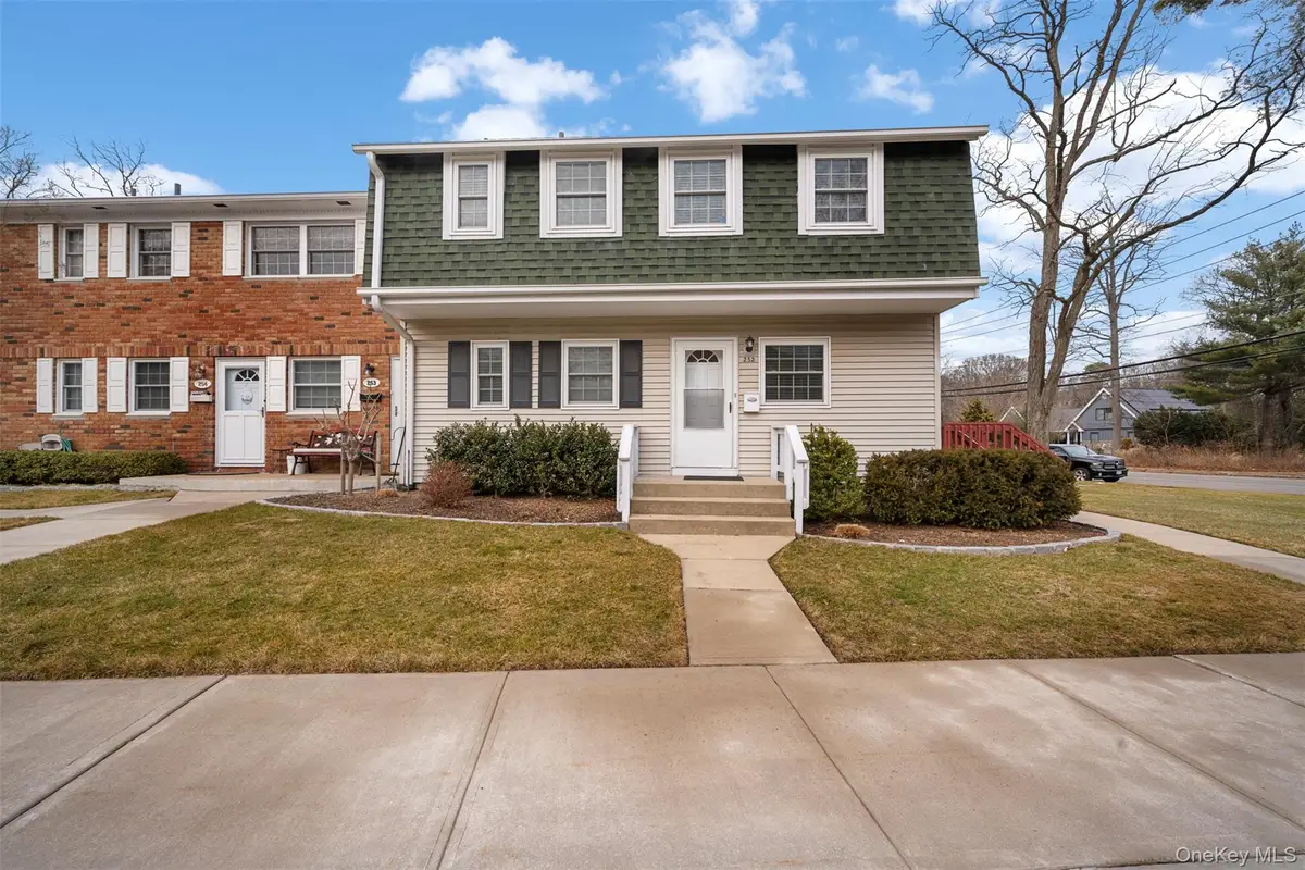 252 Village Drive #252, Hauppauge, NY 11788 - Image #1