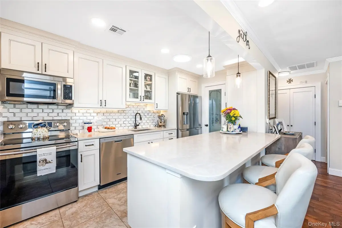 203 Cabot Court S, Saint James, NY 11780 - #1