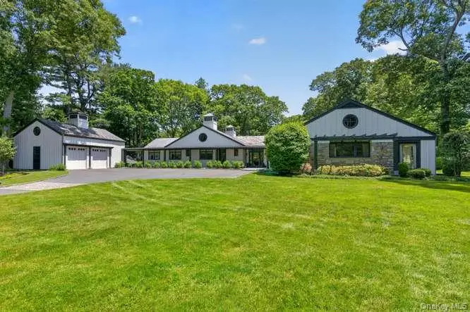 343 Chicken Valley Road, Upper Brookville, NY 11545 - #1