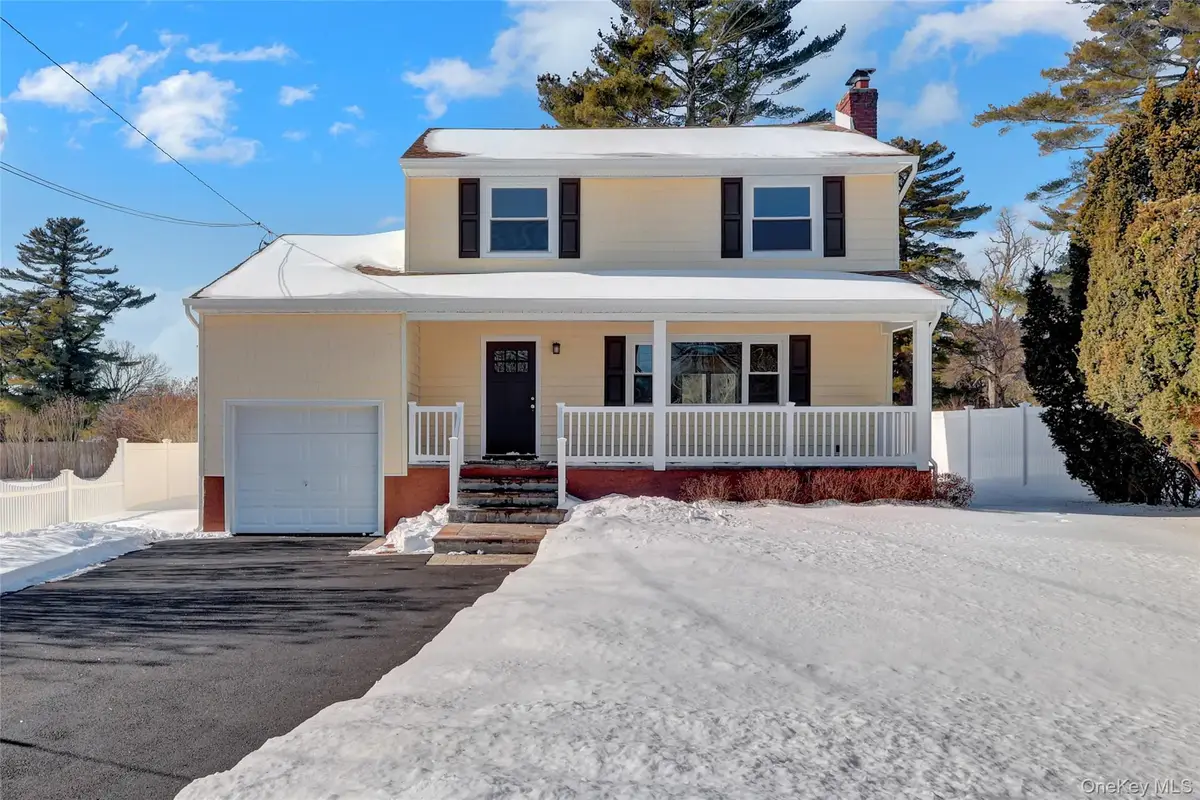 519 Advent Street, Westbury, NY 11590 - Image #1