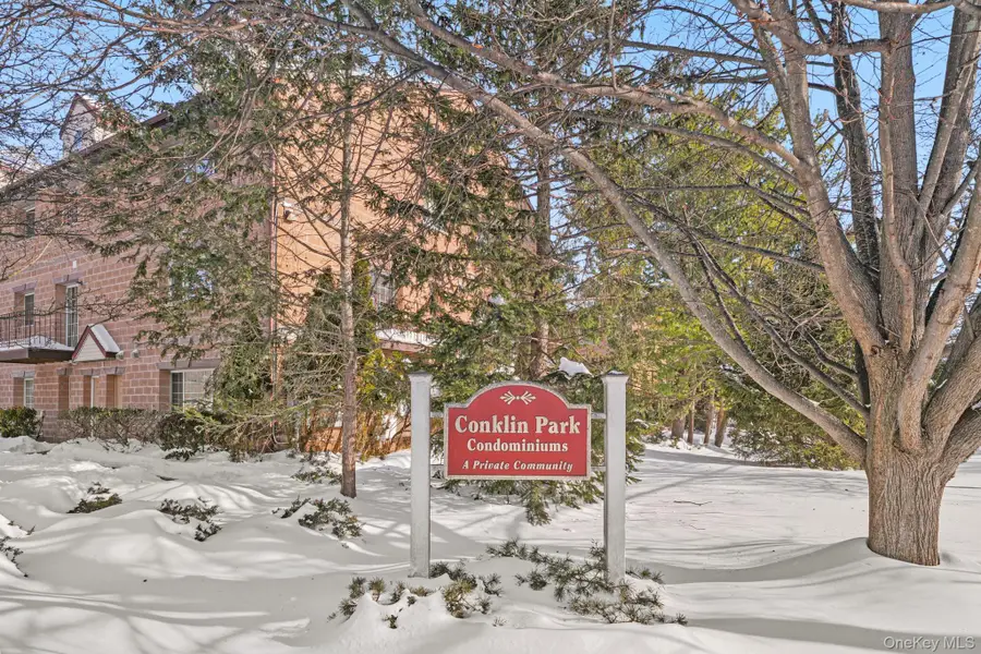 29 Klint Court, Nanuet, NY 10954 - Image #2