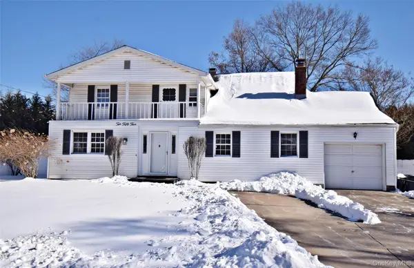 1055 Coates Avenue, Holbrook, NY 11741