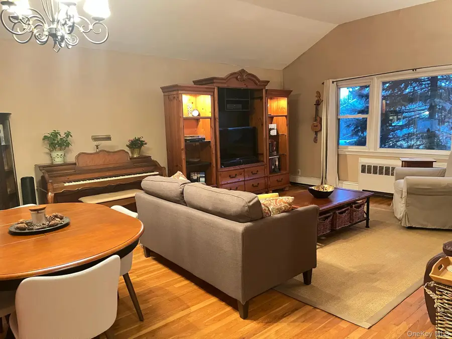 3610 Locust Avenue, Seaford, NY 11783 - Image #3