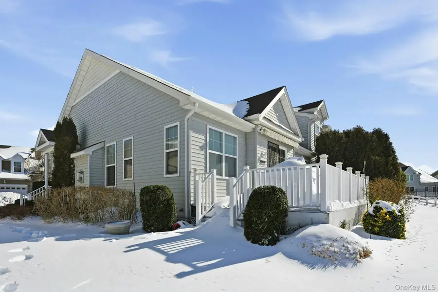 146 Augusta Drive, Medford, NY 11763 - Image #3