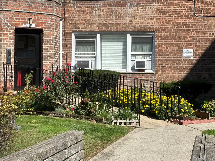 6809 138th Street #2C, Flushing, NY 11367 - #2