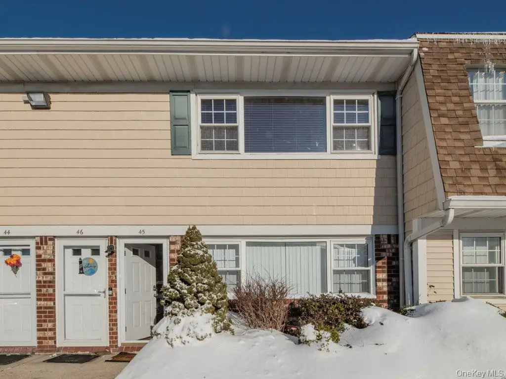 1 Atlantic Avenue #45, Farmingdale, NY 11735 - Image #1