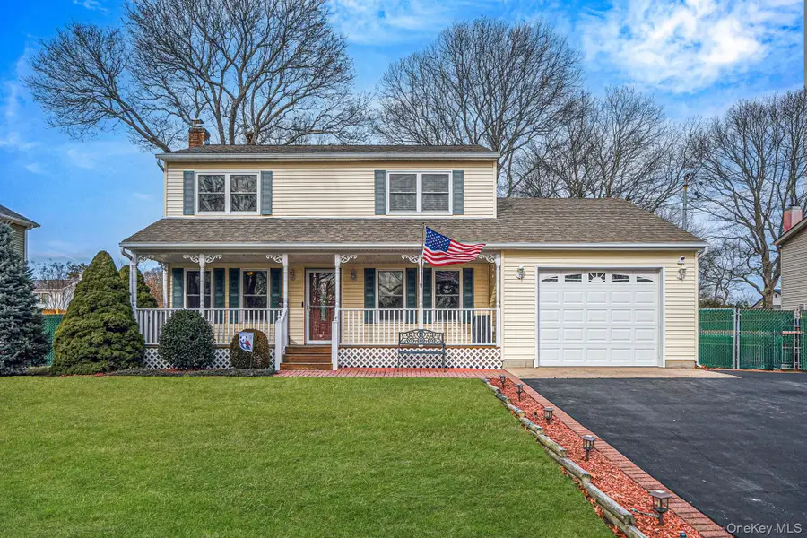 61 Arpage Drive E, Shirley, NY 11967 - Image #2