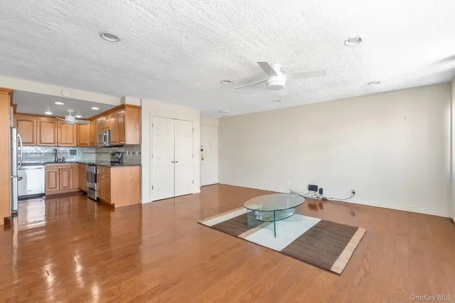 162-11 9th #7B, Beechhurst, NY 11357 - #3