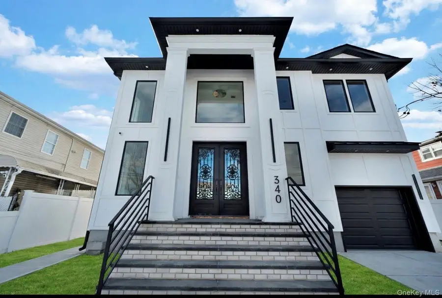 340 Doris Avenue, Franklin Square, NY 11010 - #2