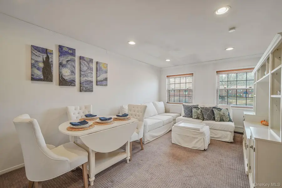 460 Old Town Road #19H, Port Jefferson Station, NY 11776 - Image #3