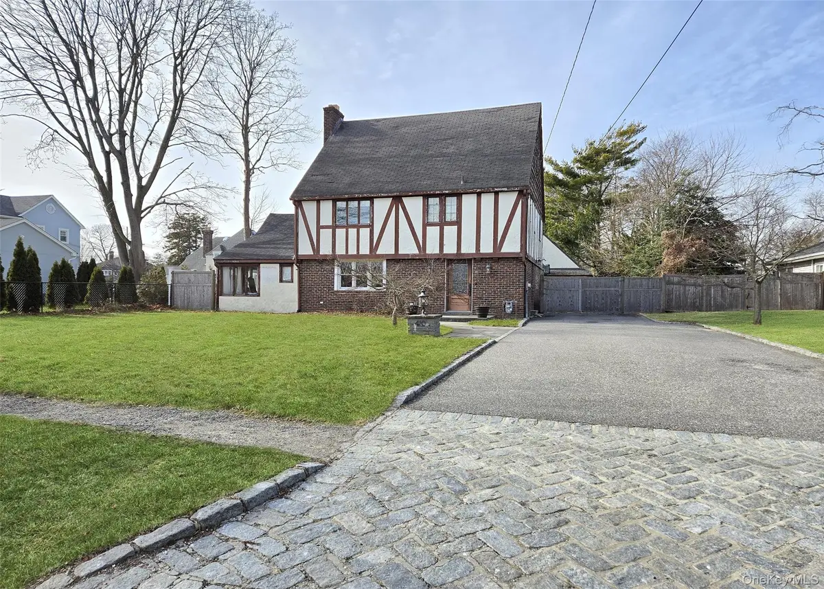 410 Greene Avenue, Sayville, NY 11782 - Image #1