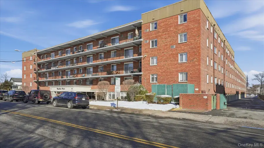 200 Atlantic Avenue #226, Lynbrook, NY 11563 - #2