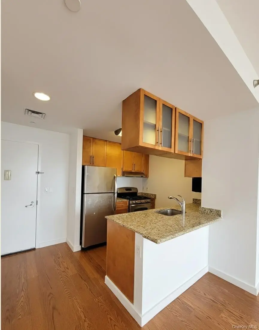 40-28 College Point Boulevard #805, Flushing, NY 11354 - Image #2