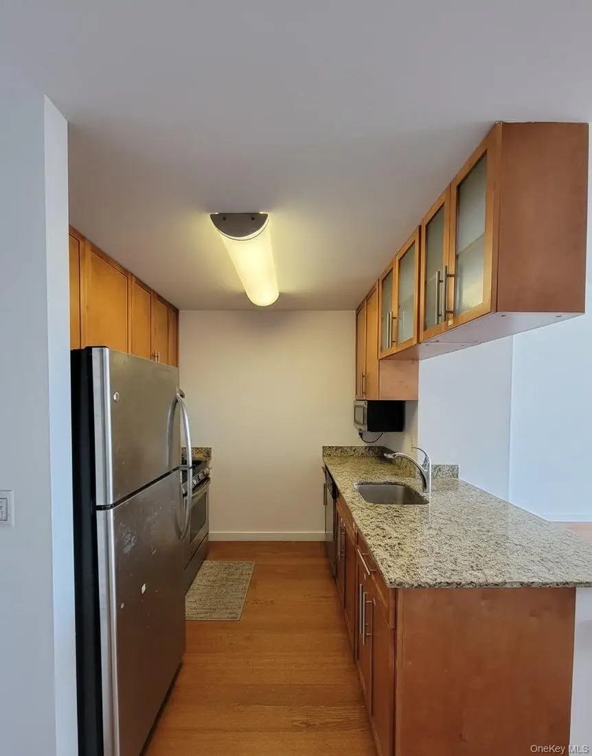 40-28 College Point Boulevard #805, Flushing, NY 11354 - Image #3