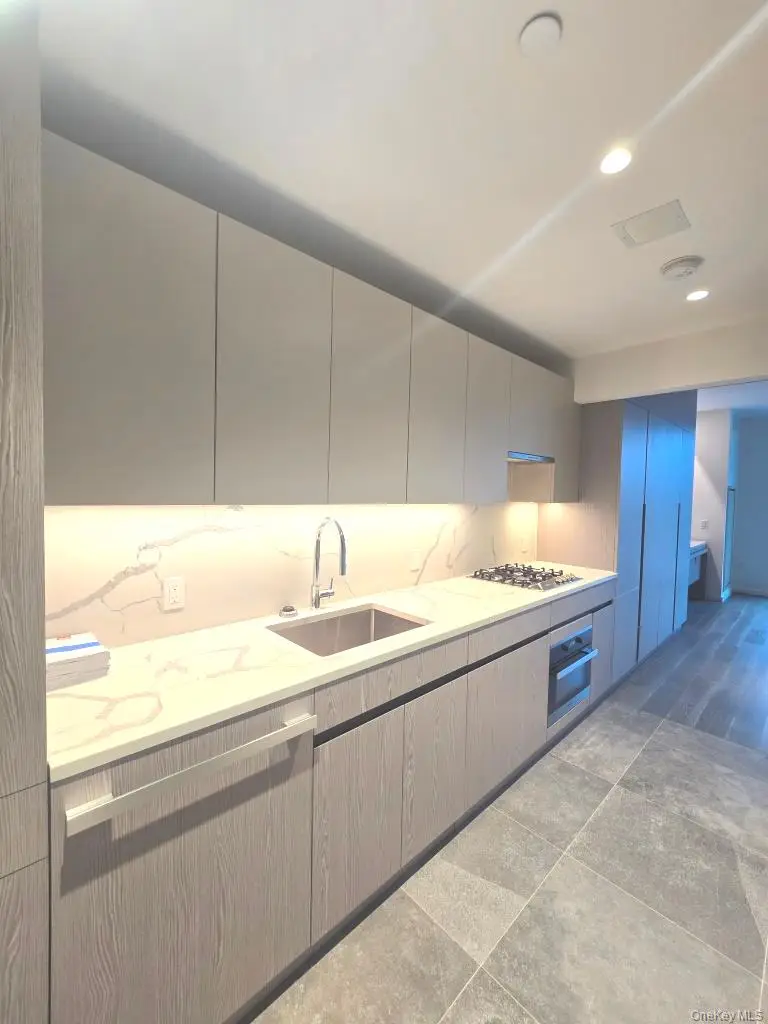 13336 37th Avenue #5N, Flushing, NY 11354 - #2