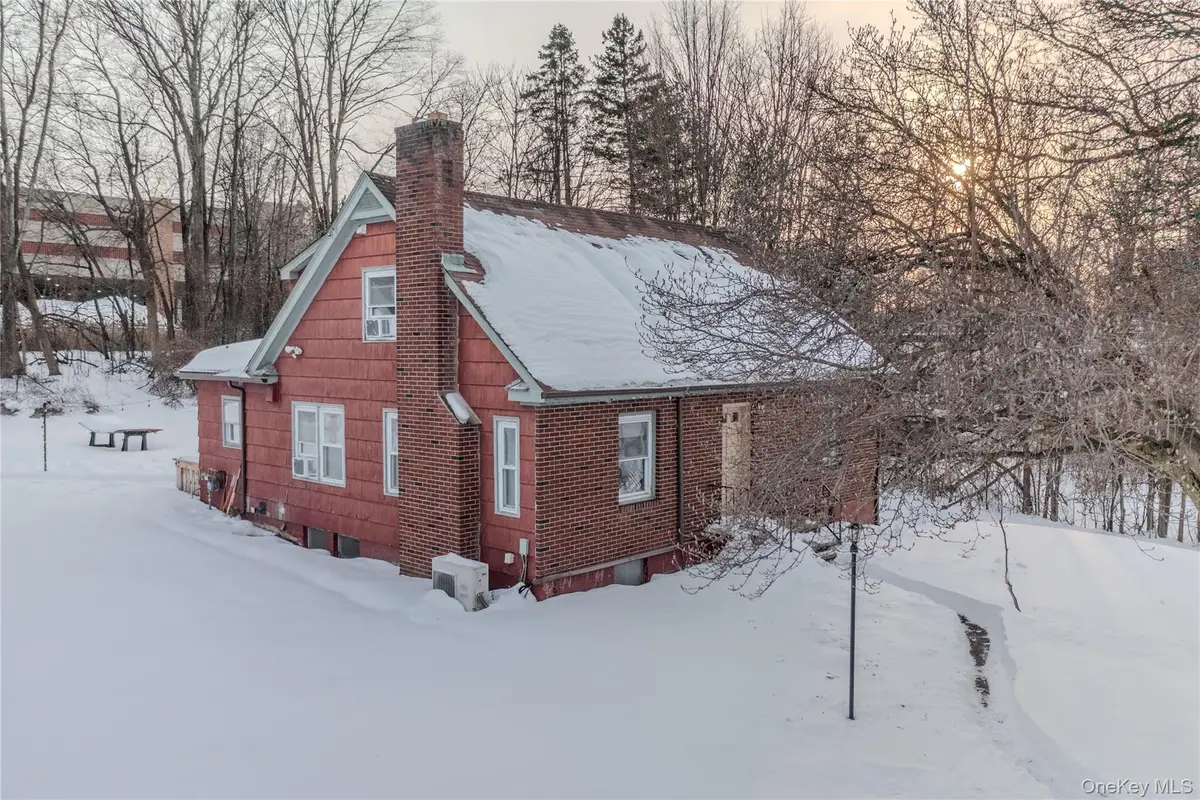 42 W Cedar Street, Poughkeepsie, NY 12601 - #1