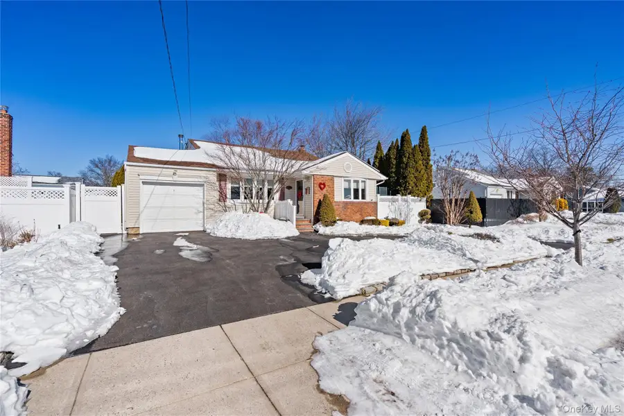 237 Linden Street, Massapequa Park, NY 11762 - #3