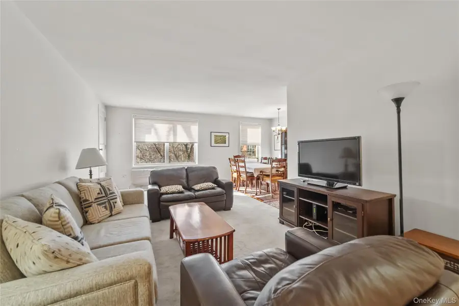 177 E Hartsdale Avenue #4X, Hartsdale, NY 10530 - Image #3