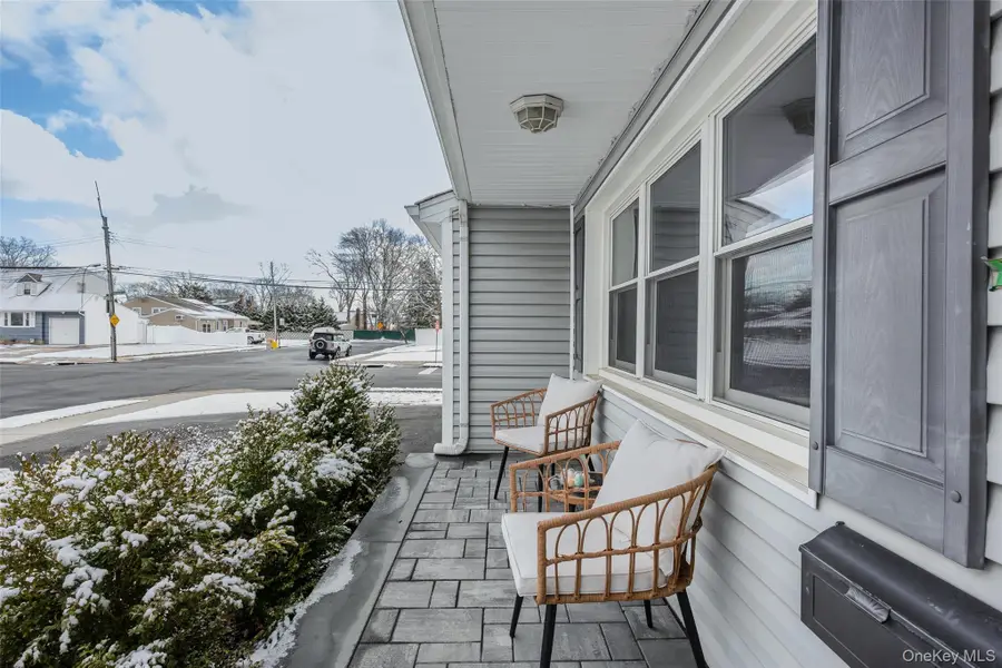 36 Hart Street, Farmingdale, NY 11735 - Image #3