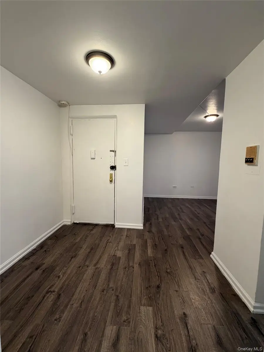 92-29 Lamont Avenue #1B, Elmhurst, NY 11373 - #3