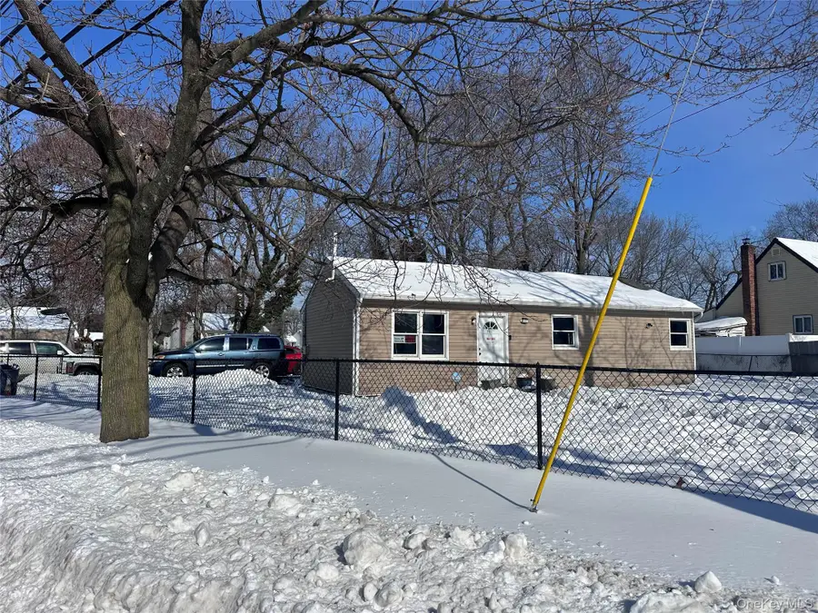 71 Macarthur Avenue, Brentwood, NY 11717 - #2